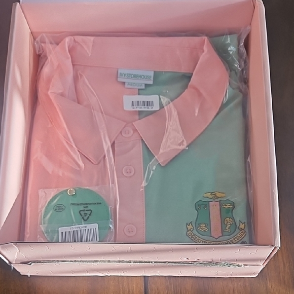 alpha kappa alpha Dresses & Skirts - AKA Two Tone Dress And Compact Mirror